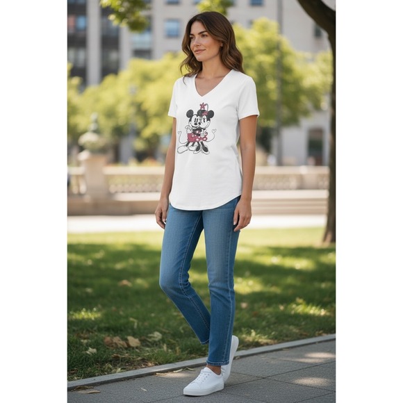 Disney‎ Women's M White V-Neck T-Shirt Mickey Minnie Mouse Graphic Short Sleeve - Picture 11 of 13